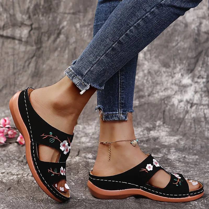 The Arabella - Casual Floral Sandals